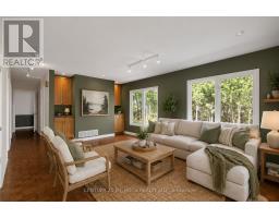 49 Lakeshore Road E, Oro Medonte, ON L0L2E0 Photo 6