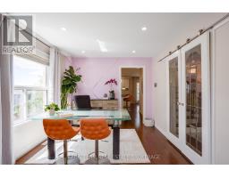 Kitchen - 46 Bell Street, Barrie, ON L4N0H9 Photo 12