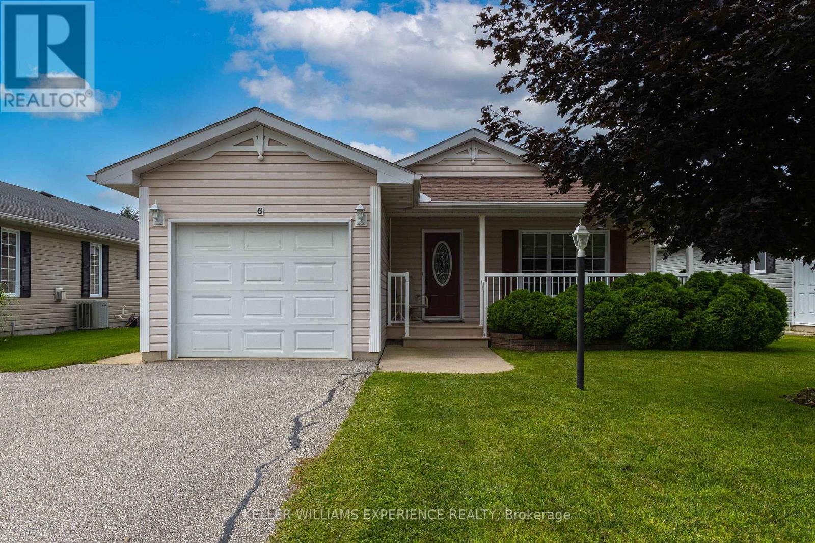 6 VIRGINIA AVENUE - 1
