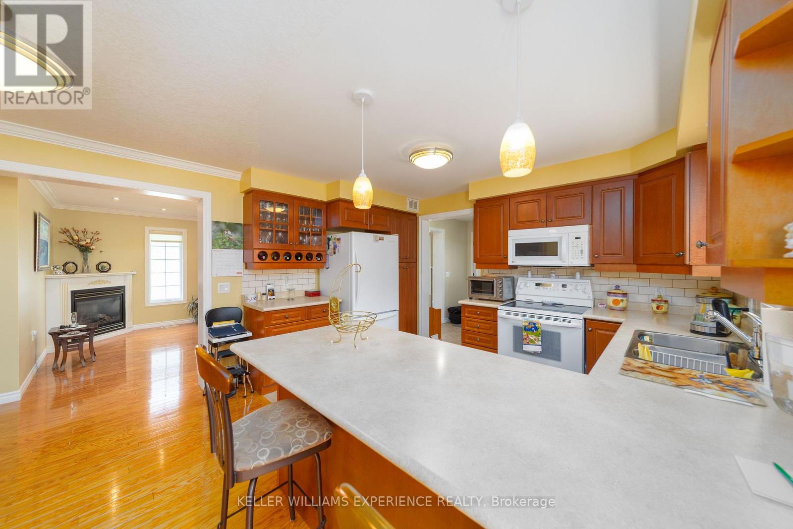 6 VIRGINIA AVENUE - 5
