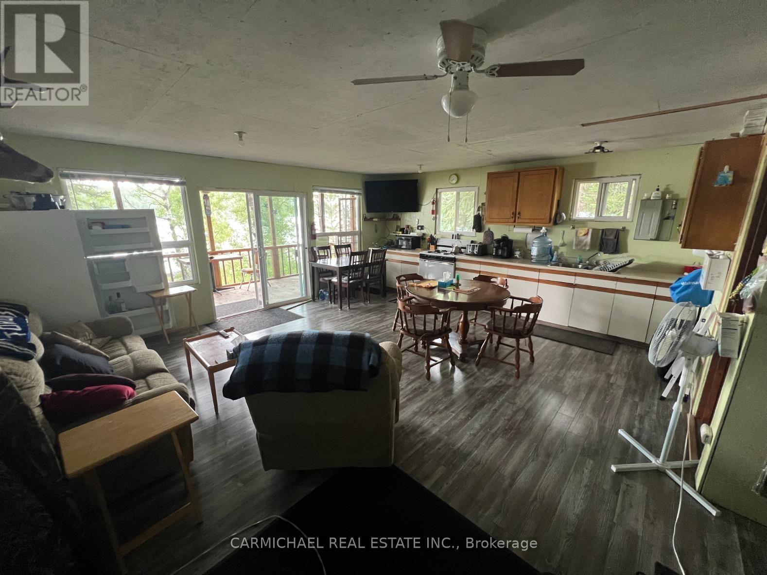 0 CLAY LAKE - Image 10