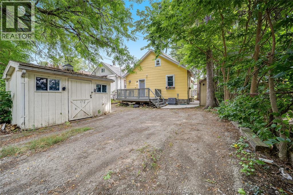 211 CAMERON - 25