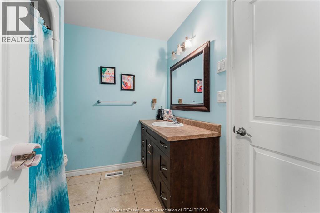 341 PIROLI CRESCENT - 18