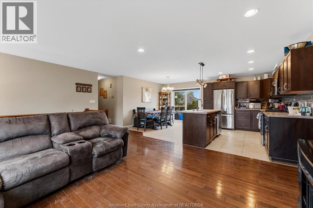 341 PIROLI CRESCENT - Image 7