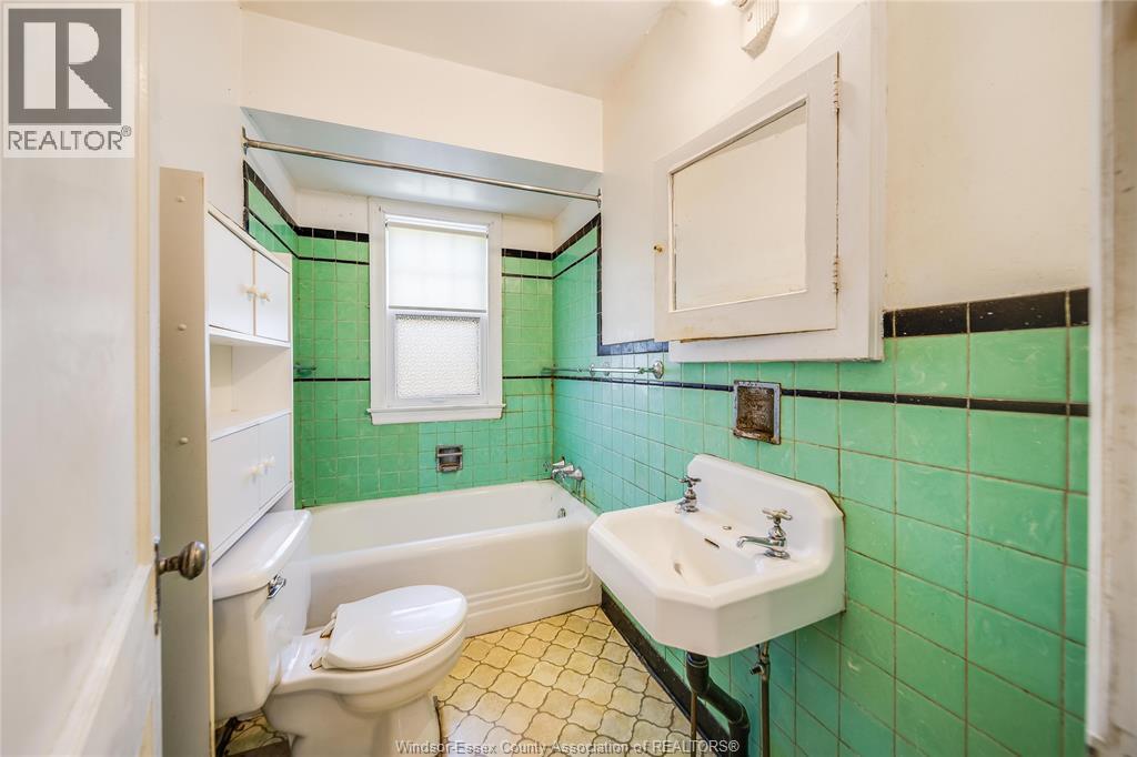 4262 HOWARD PLACE - 19