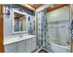 20 Art Bott Road, North Kawartha, ON K0L1A0 Photo 18