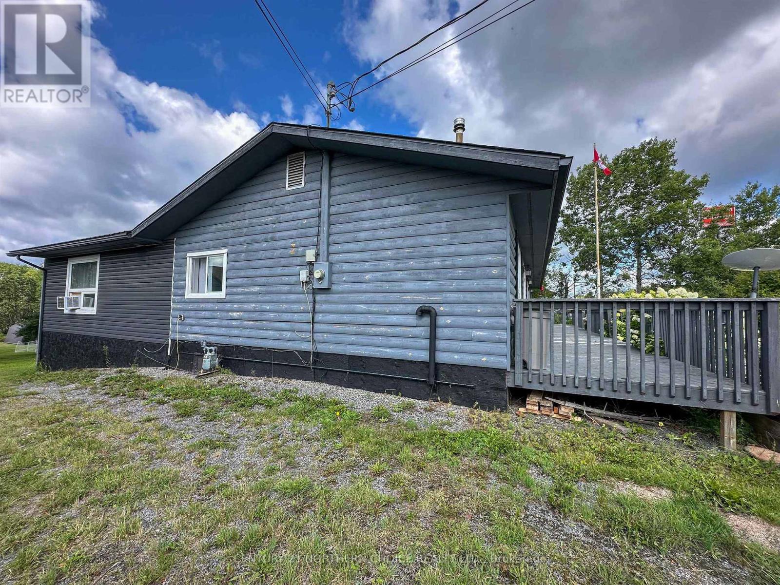 1261 HIGHWAY 105 - Image 25