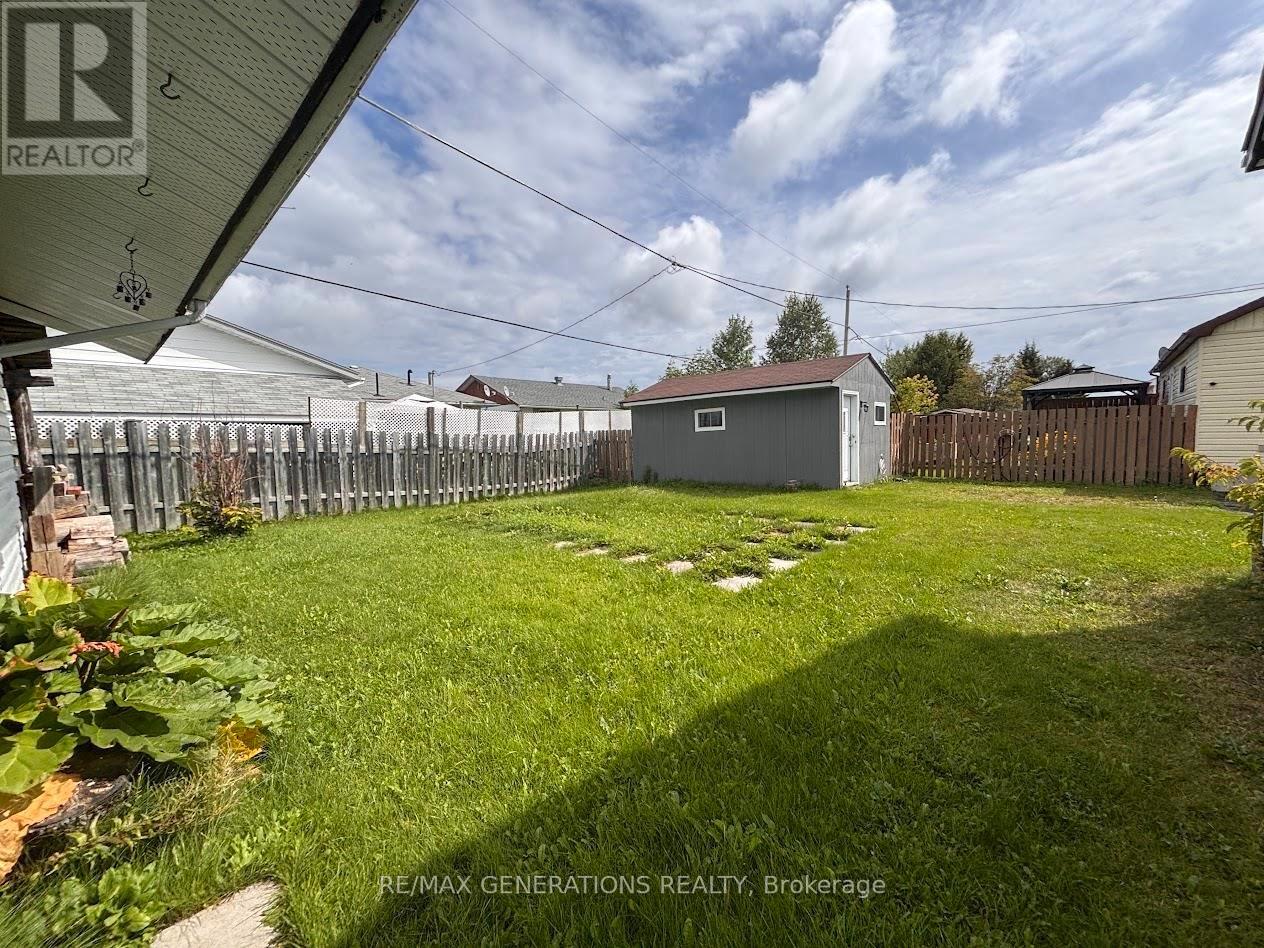 15 FALCON AVENUE - Image 35