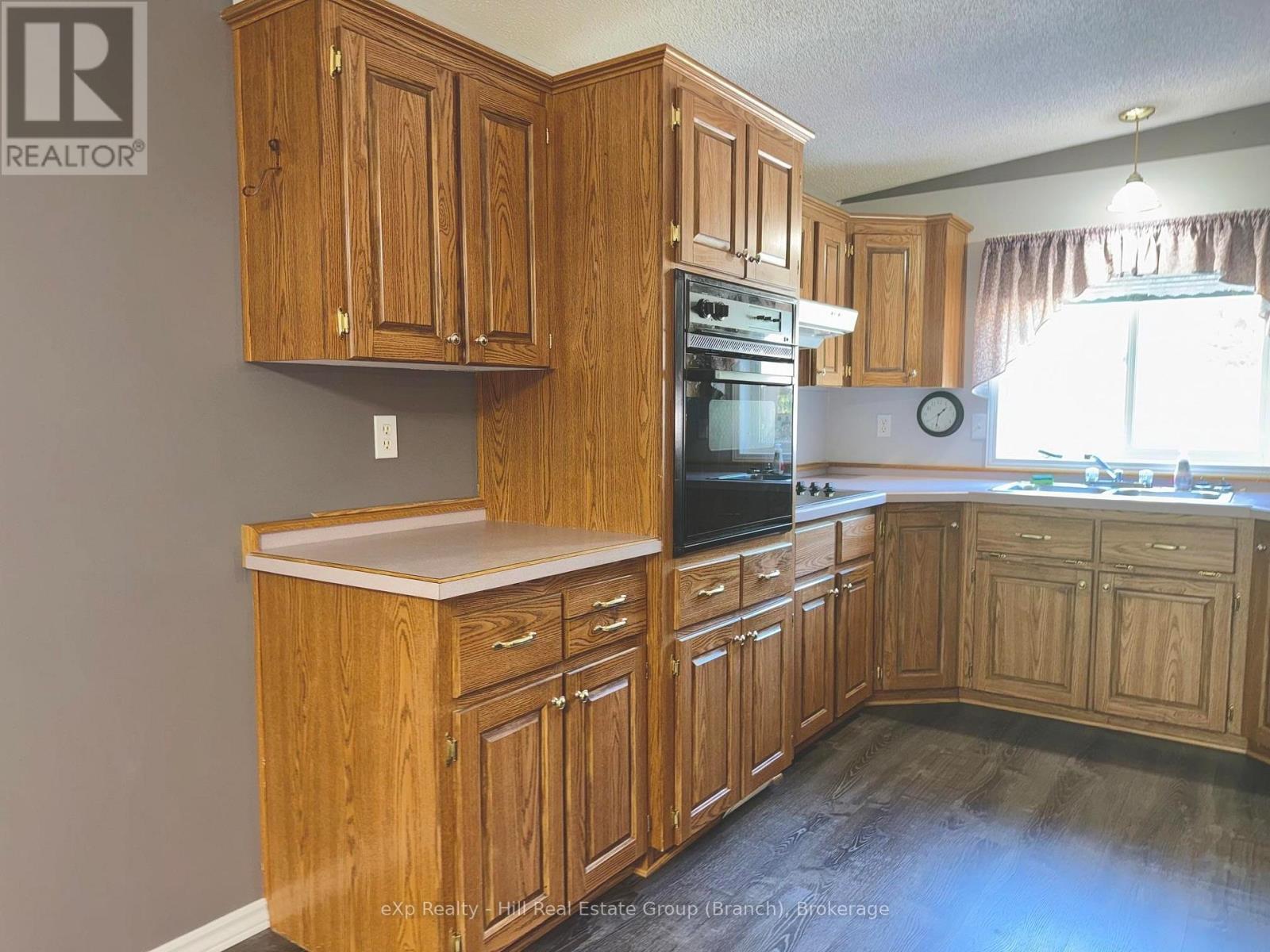 7 KARI COURT - Image 33