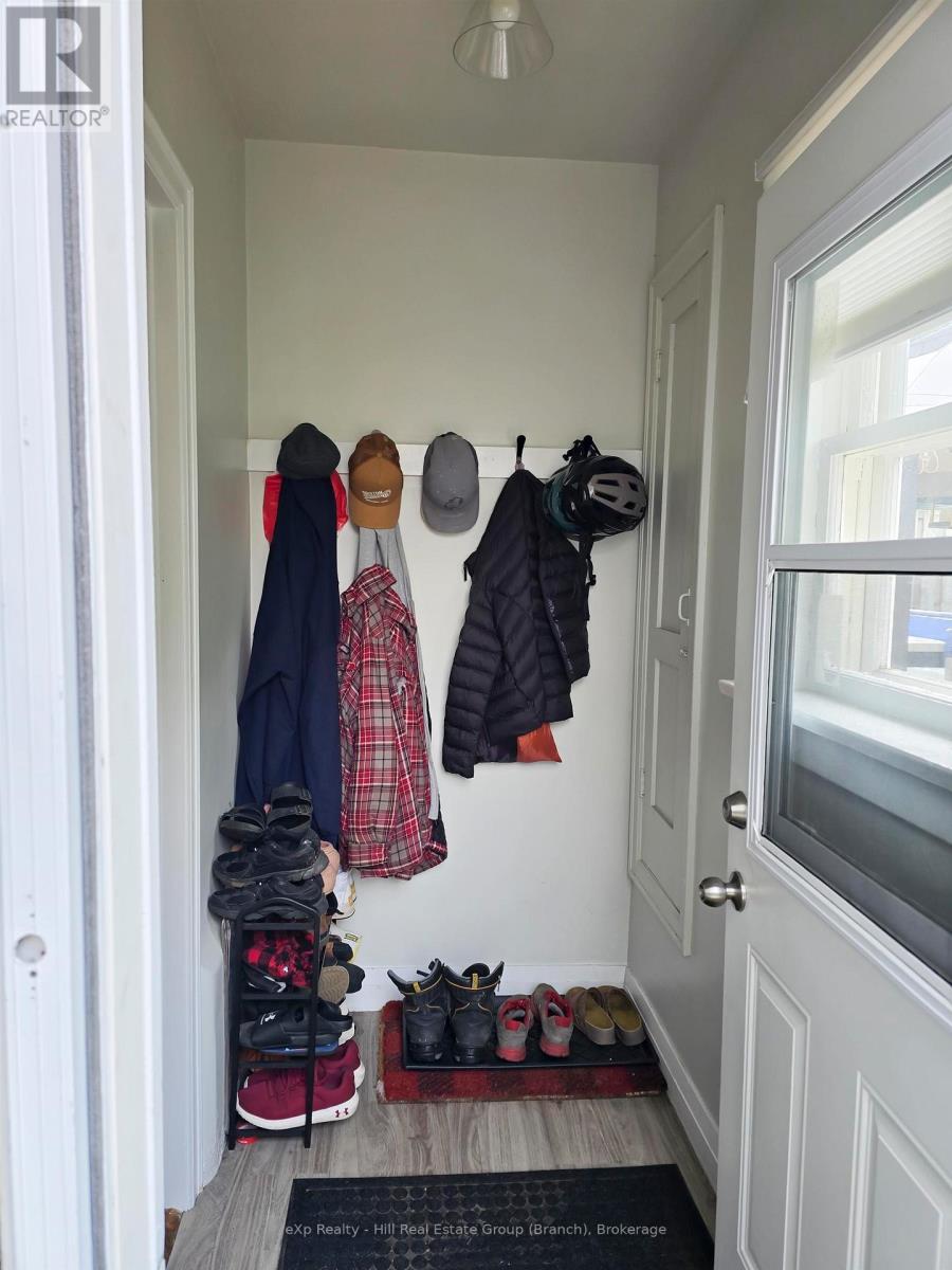 235 FRANKLIN STREET N - 13