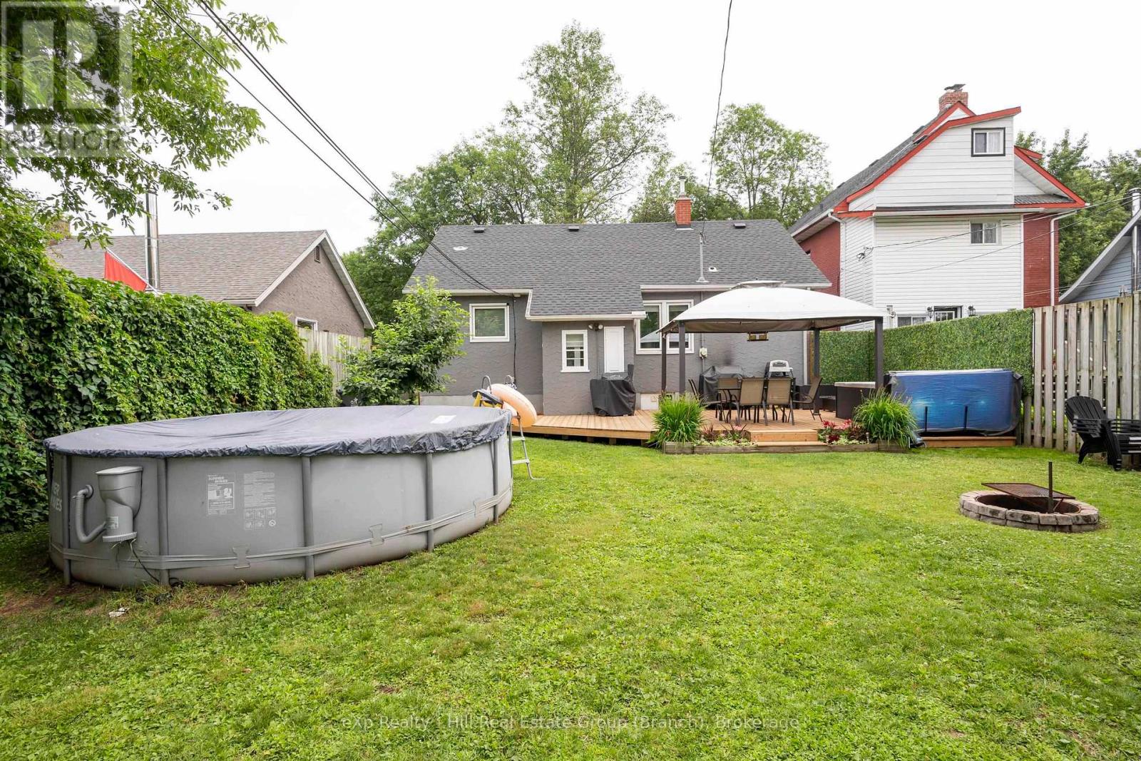 235 FRANKLIN STREET N - Image 12