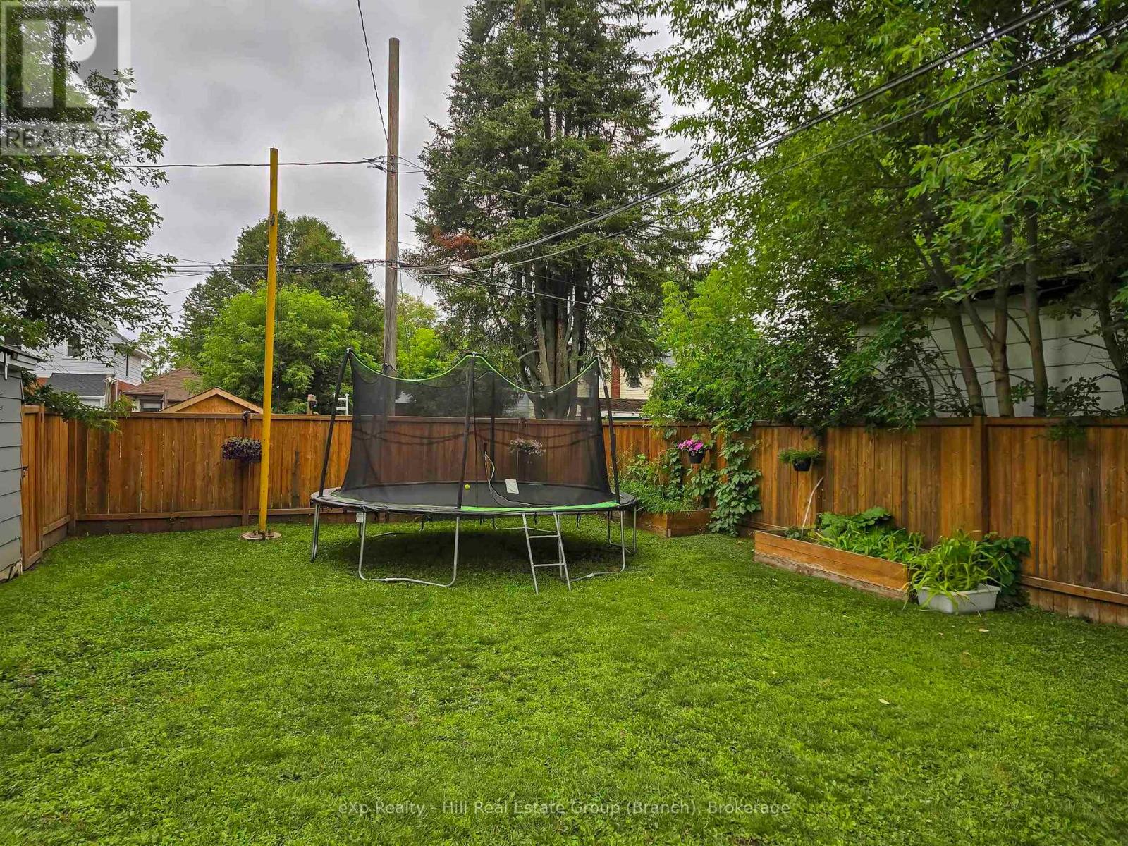 235 FRANKLIN STREET N - Image 10