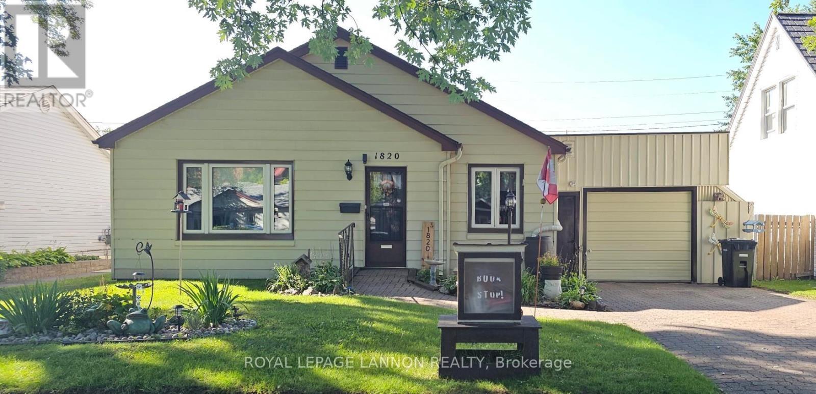 1820 HAMILTON AVENUE - 30