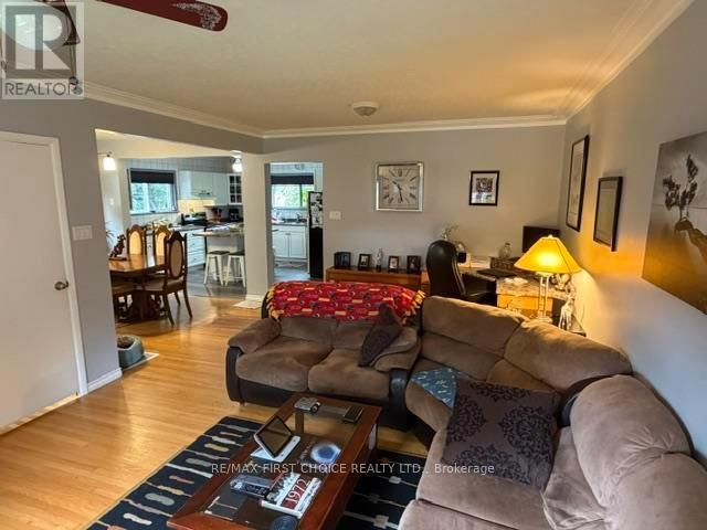 153 WINDSOR STREET - Image 11