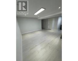Lwr Lvl - 18 Reuben Avenue, Toronto, ON M9M1E5 Photo 19