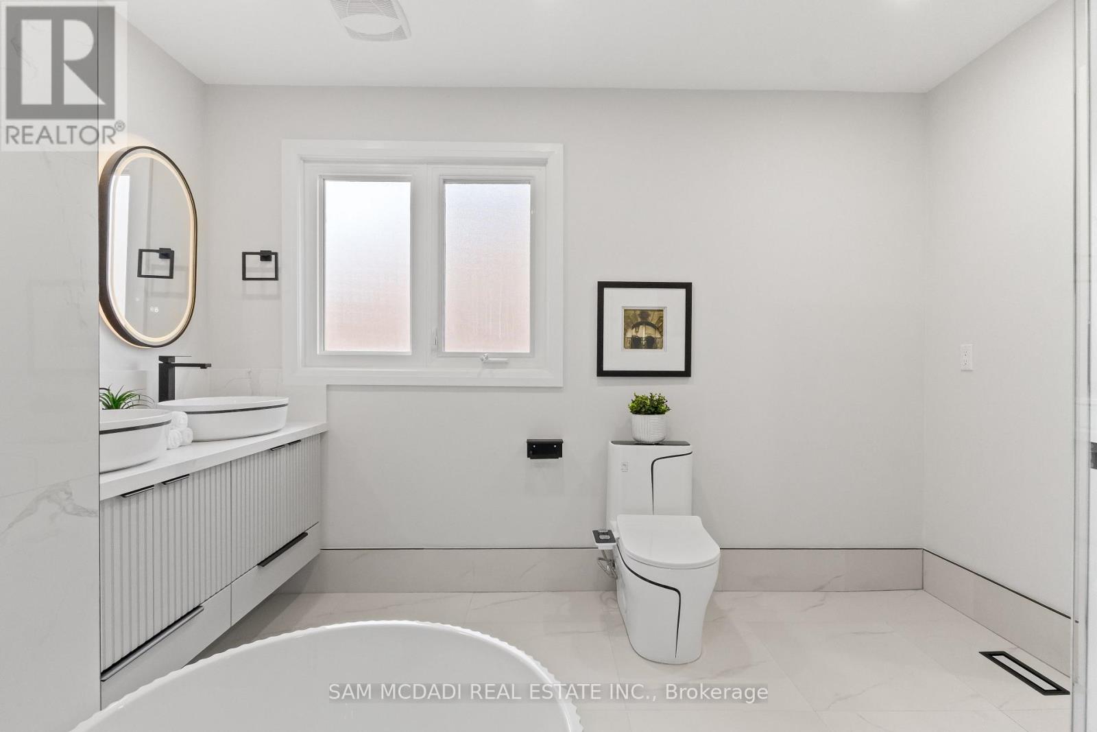 1521 ROSEWAY DRIVE - Image 23