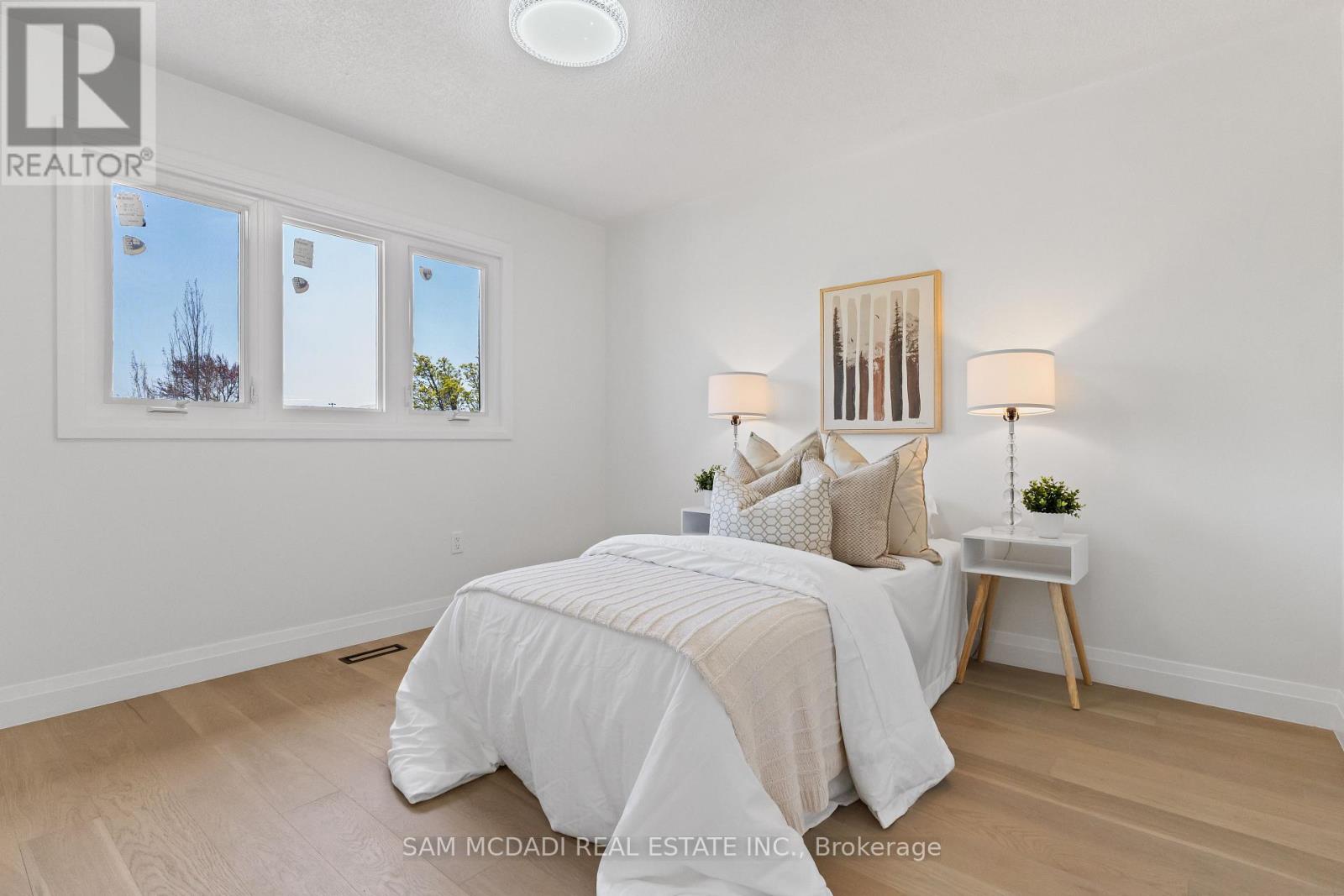 1521 ROSEWAY DRIVE - Image 27