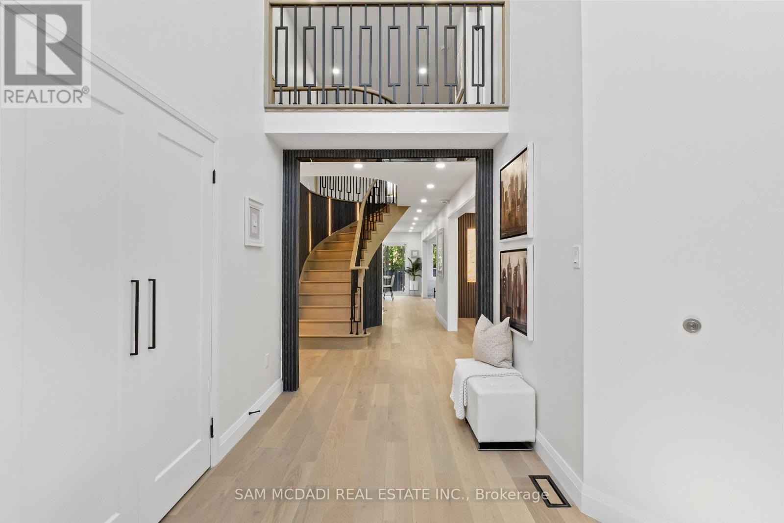 1521 ROSEWAY DRIVE - Image 4