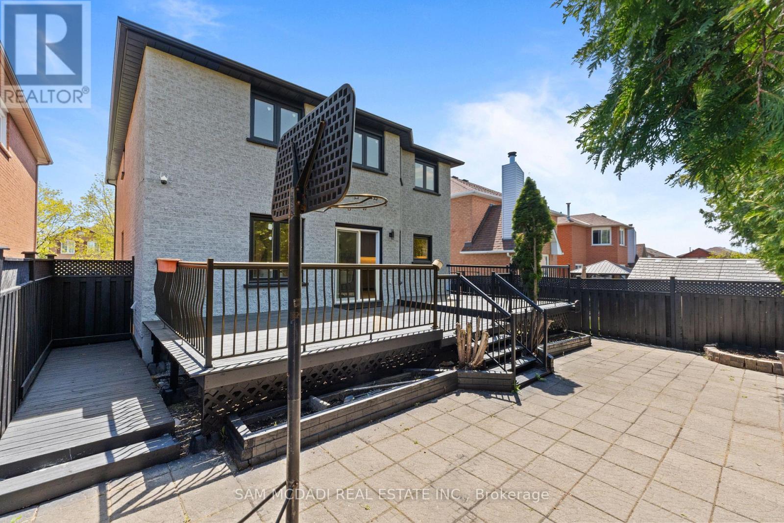 1521 ROSEWAY DRIVE - Image 41
