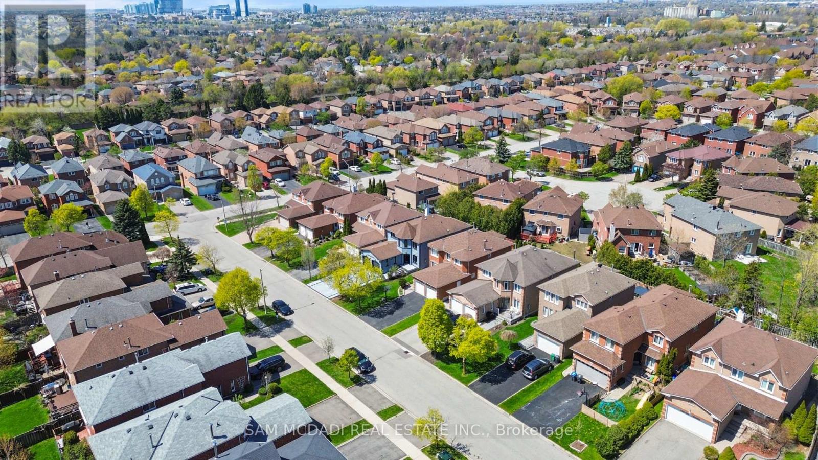 1521 ROSEWAY DRIVE - 45