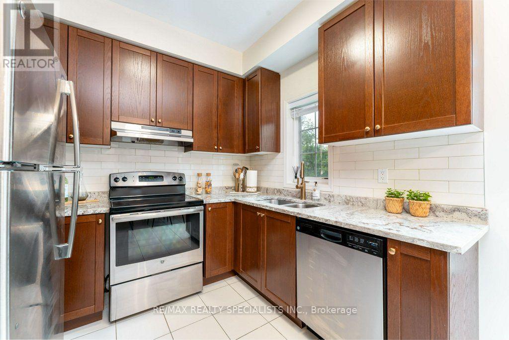 #3 1115 HAIG BOULEVARD - Image 13