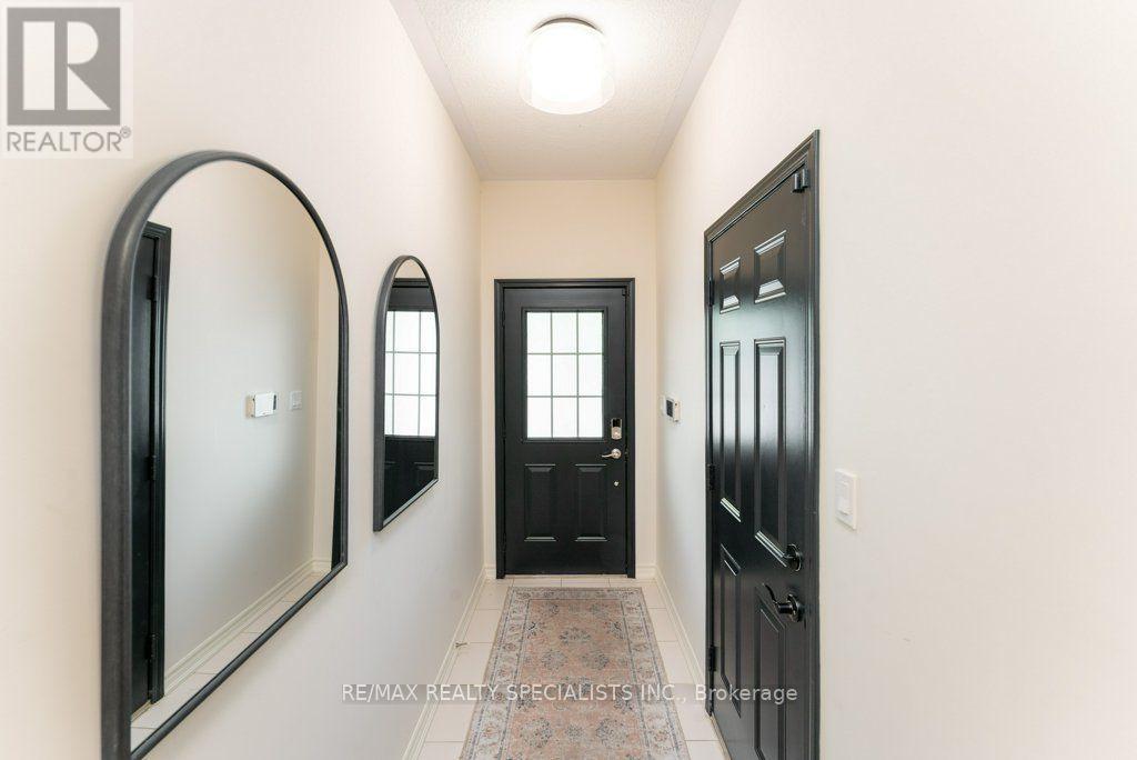 #3 1115 HAIG BOULEVARD - 2