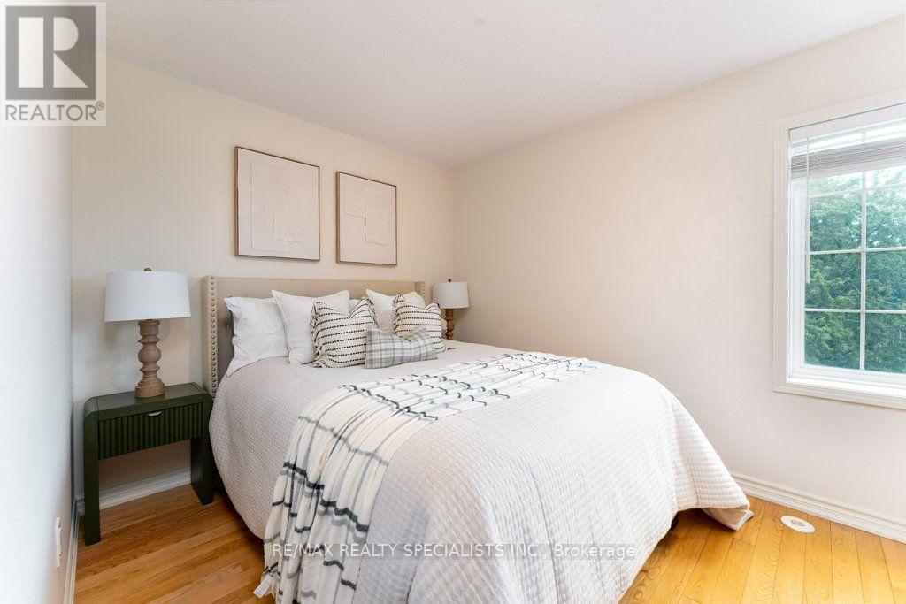 #3 1115 HAIG BOULEVARD - Image 27