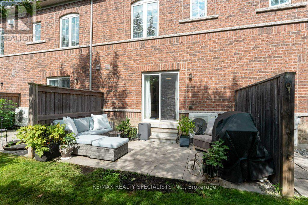 #3 1115 HAIG BOULEVARD - Image 33