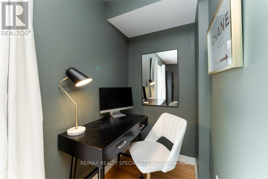 #3 1115 HAIG BOULEVARD - Image 9