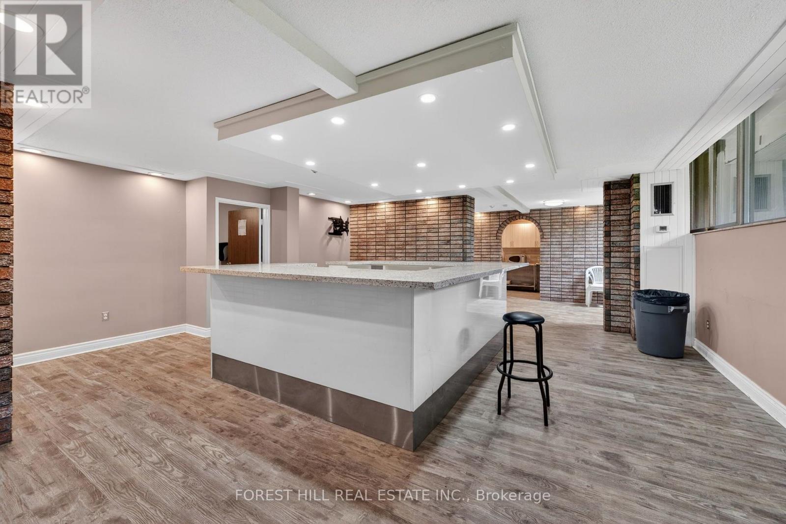 #1211 11 WINCOTT DRIVE - 33
