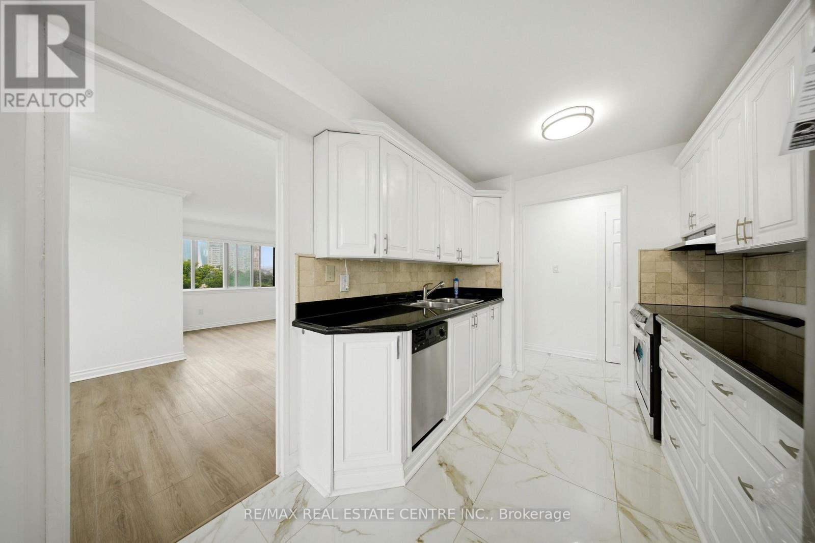 #511 1300 MISSISSAUGA VALLEY BOULEVARD - Image 10