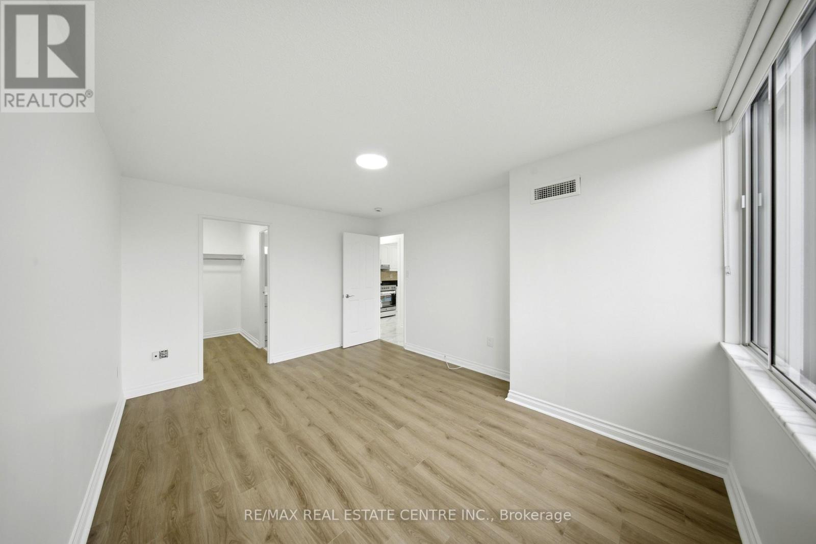 #511 1300 MISSISSAUGA VALLEY BOULEVARD - Image 13