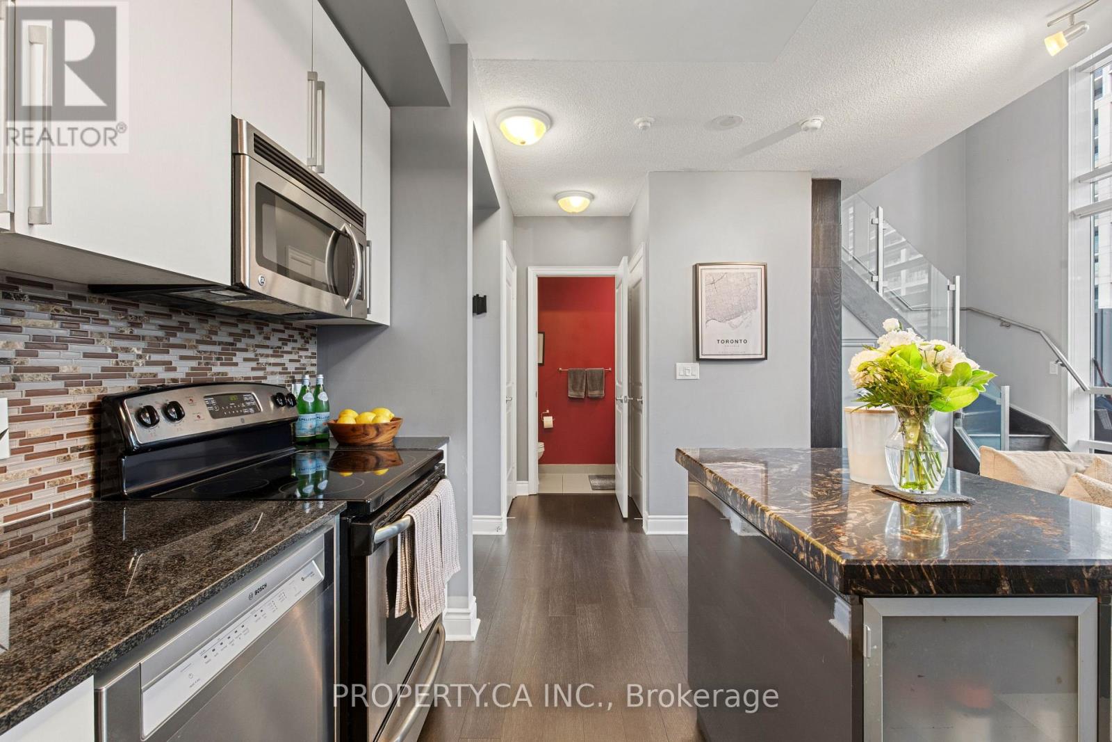#211 16 BROOKERS LANE - 12
