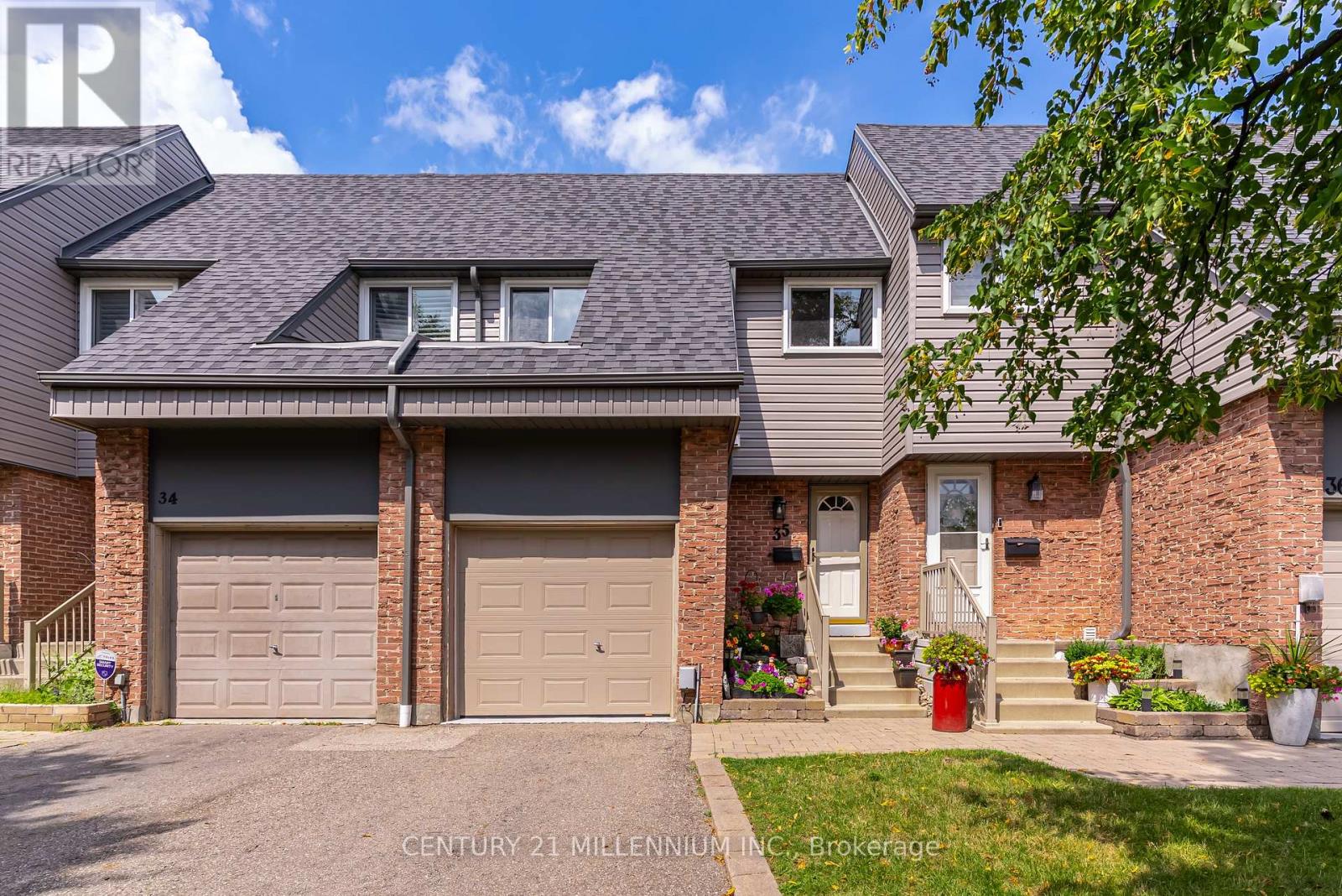 35 TARA PARK CRESCENT - 1