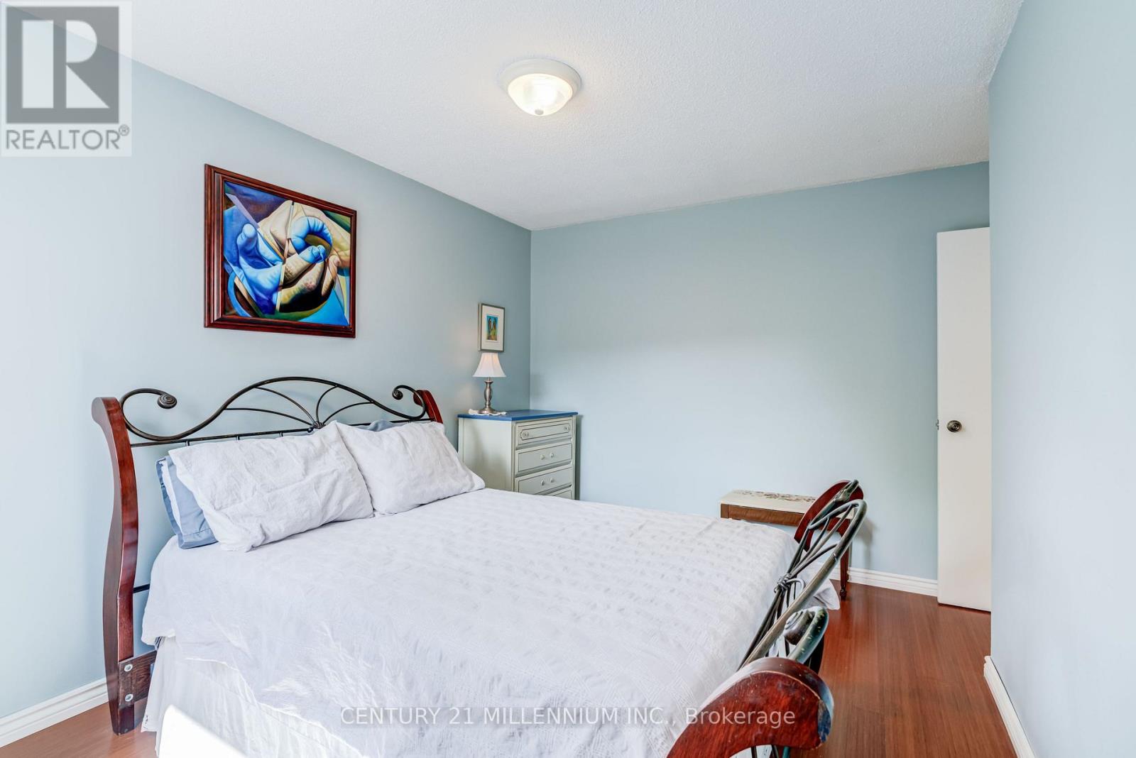 35 TARA PARK CRESCENT - 21