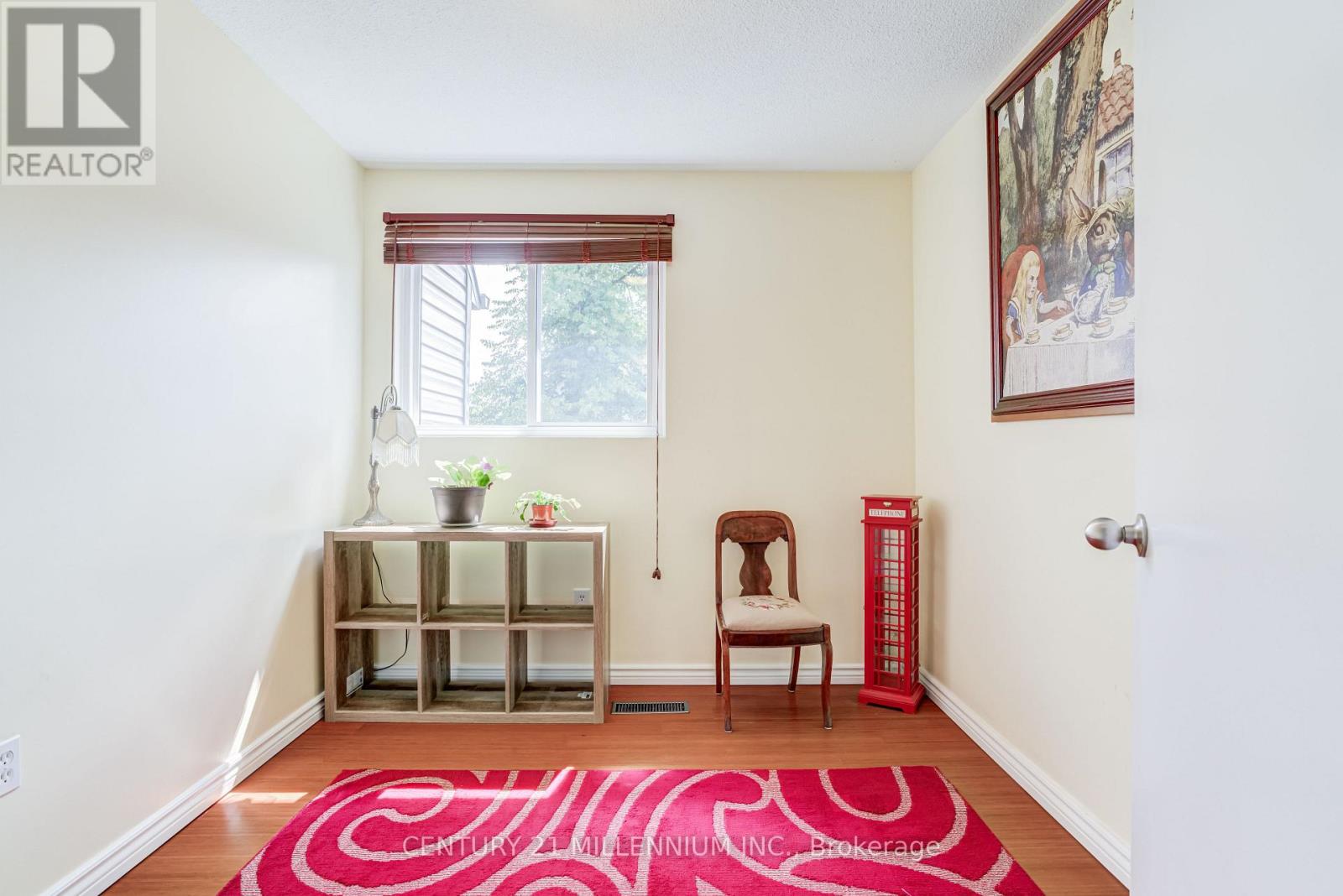 35 TARA PARK CRESCENT - Image 22