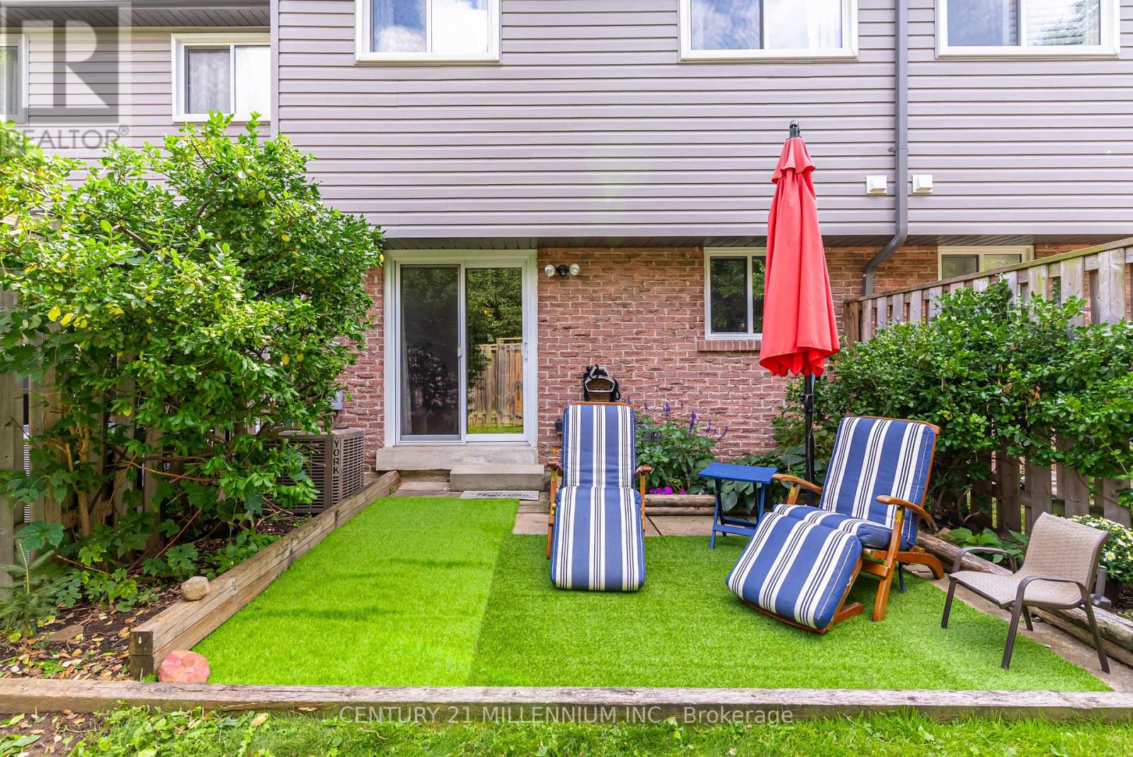 35 TARA PARK CRESCENT - 31