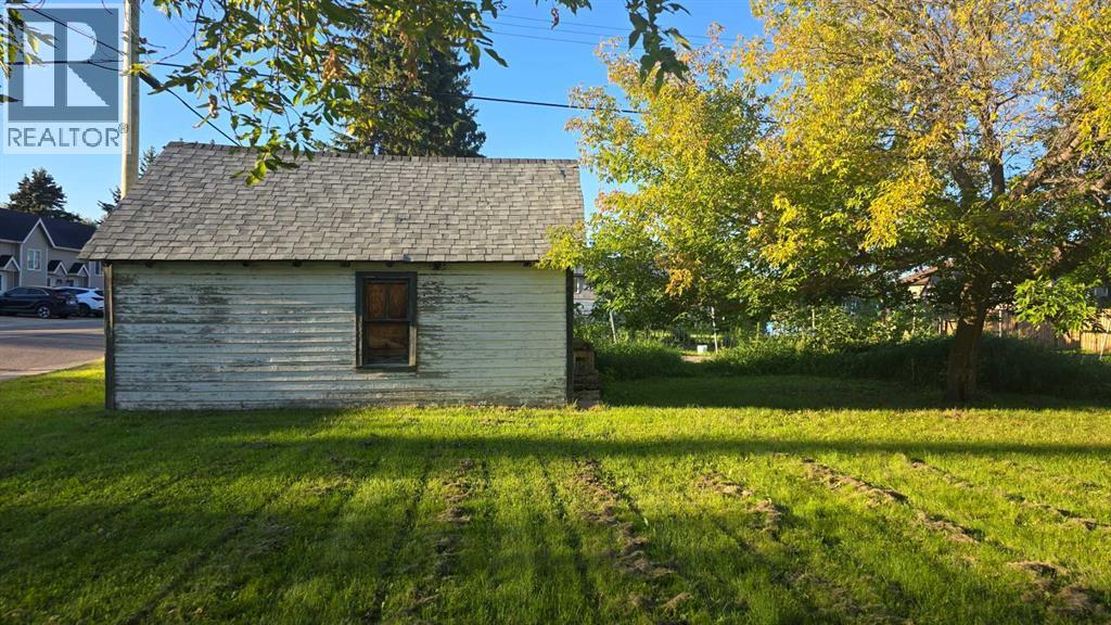 9834 100 Ave - Image 23