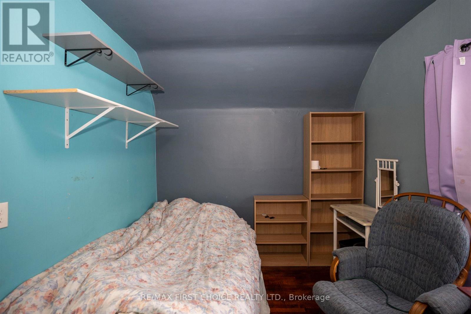 308 ARCHIBALD STREET N - 24