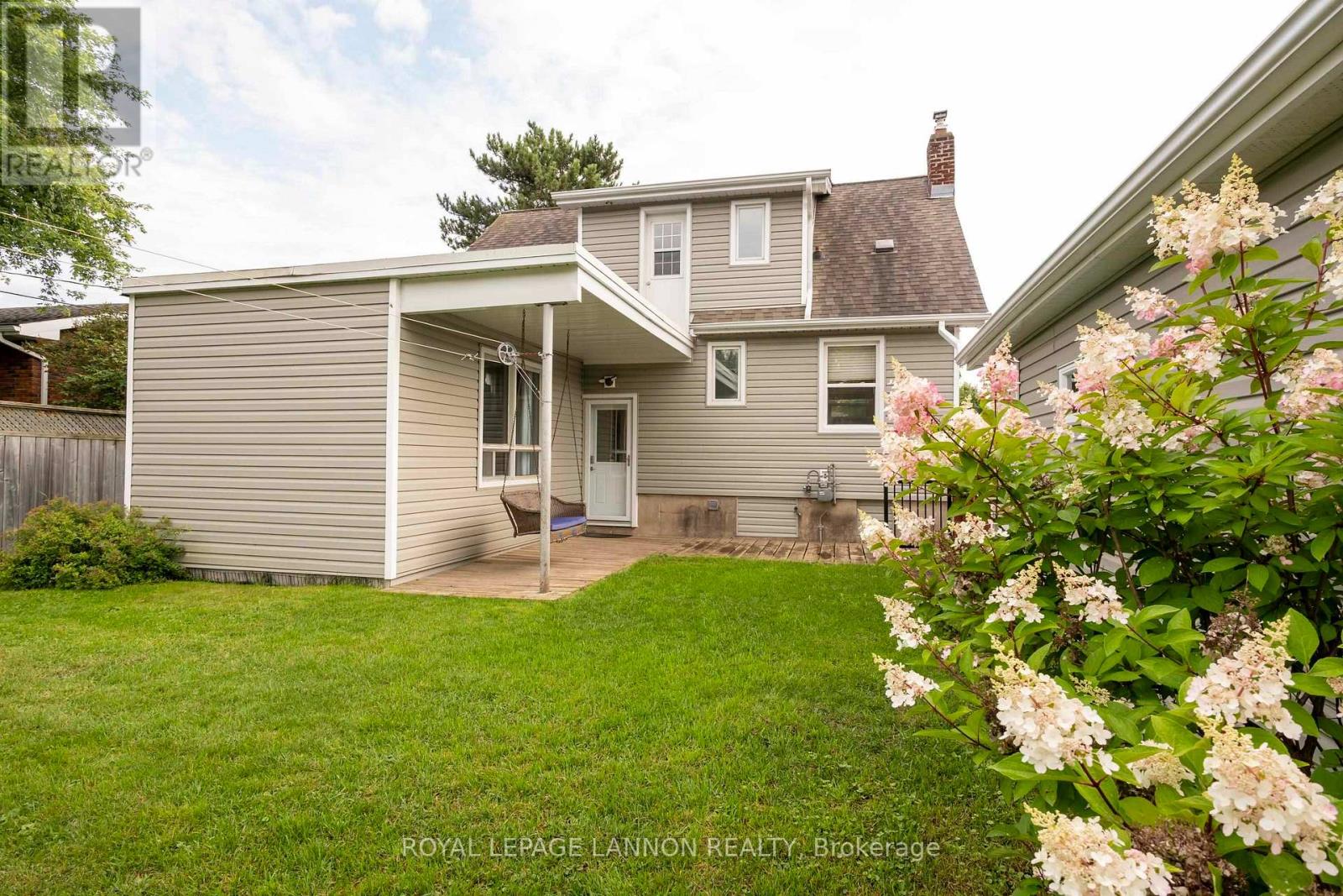 2219 ARTHUR STREET E - 39