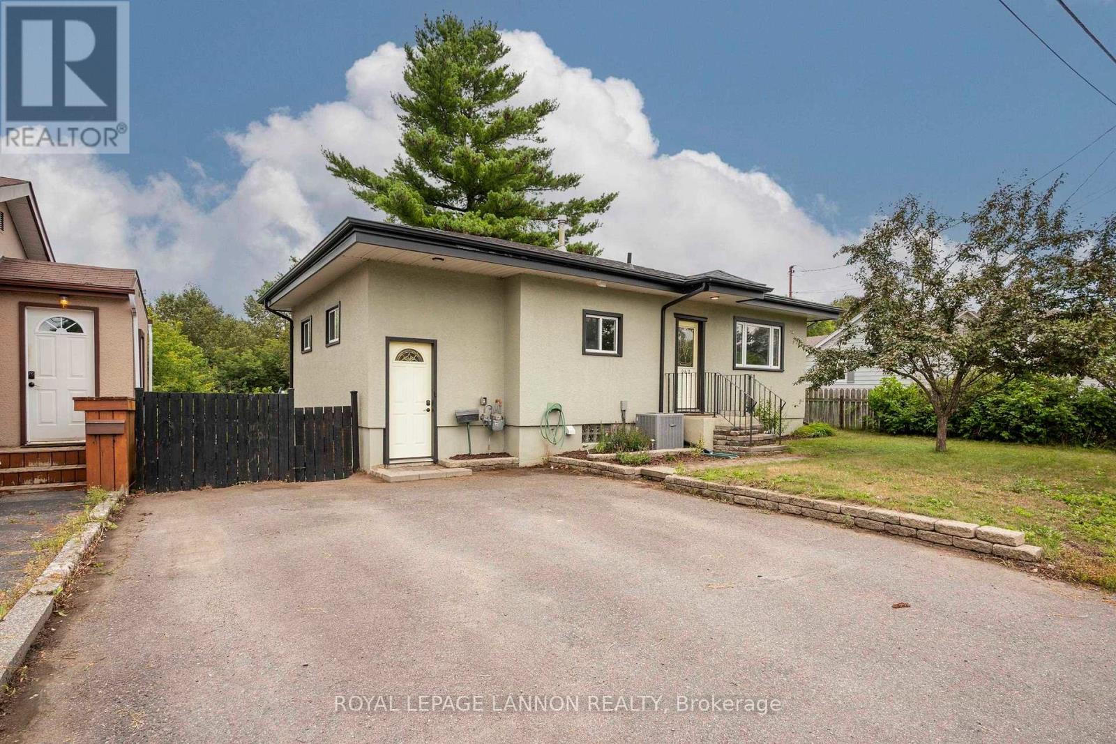 262 THERESA STREET - 2