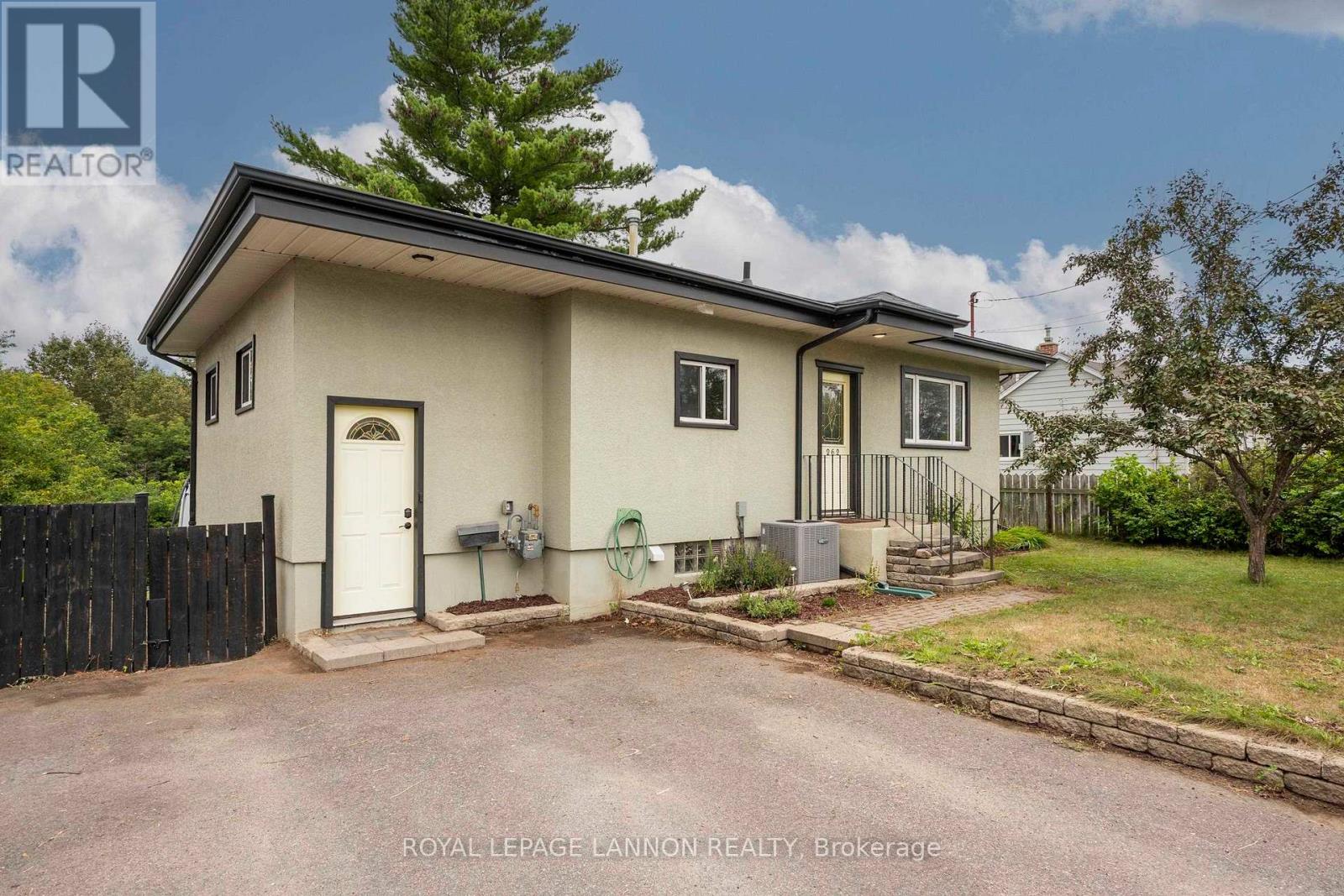 262 THERESA STREET - 1