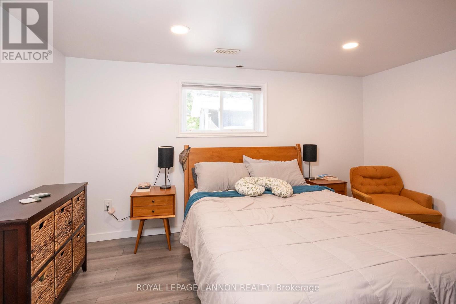 262 THERESA STREET - 25
