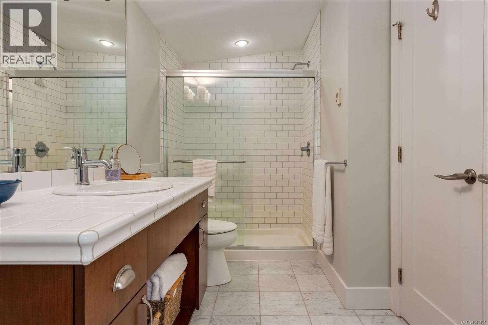 #38 1059 Tanglewood Pl - Image 15