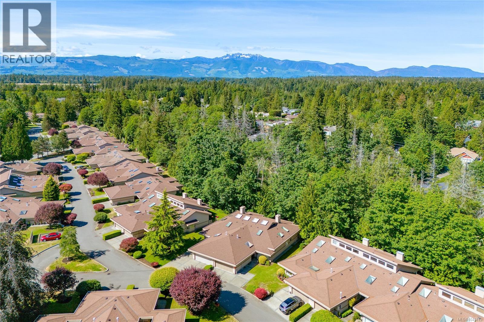 902 Lakes Blvd - 7