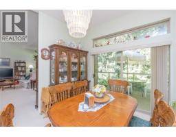 902 Lakes Blvd, Parksville, BC V9P2P8 Photo 18