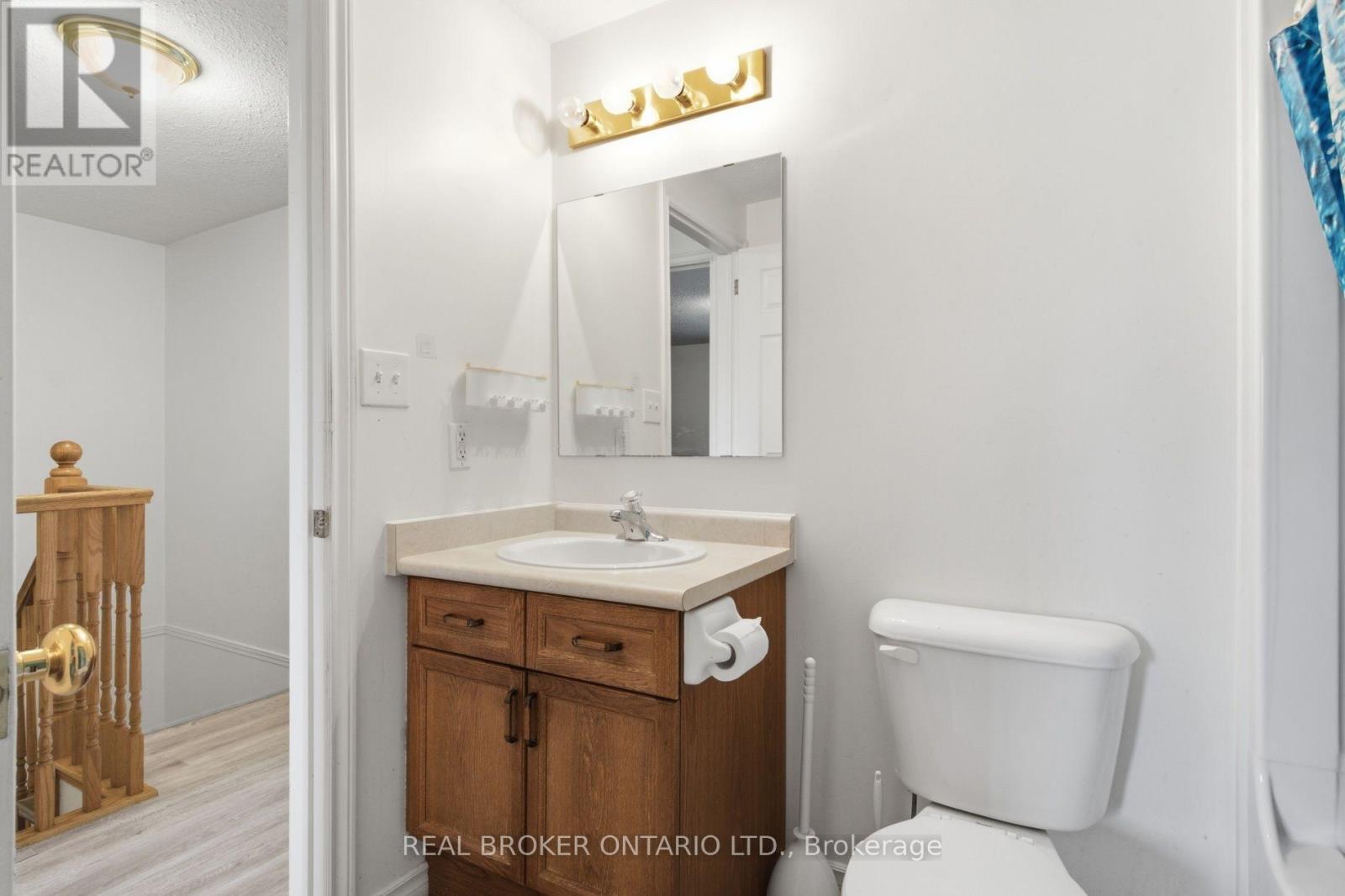 #5 31 SCHRODER CRESCENT - 28
