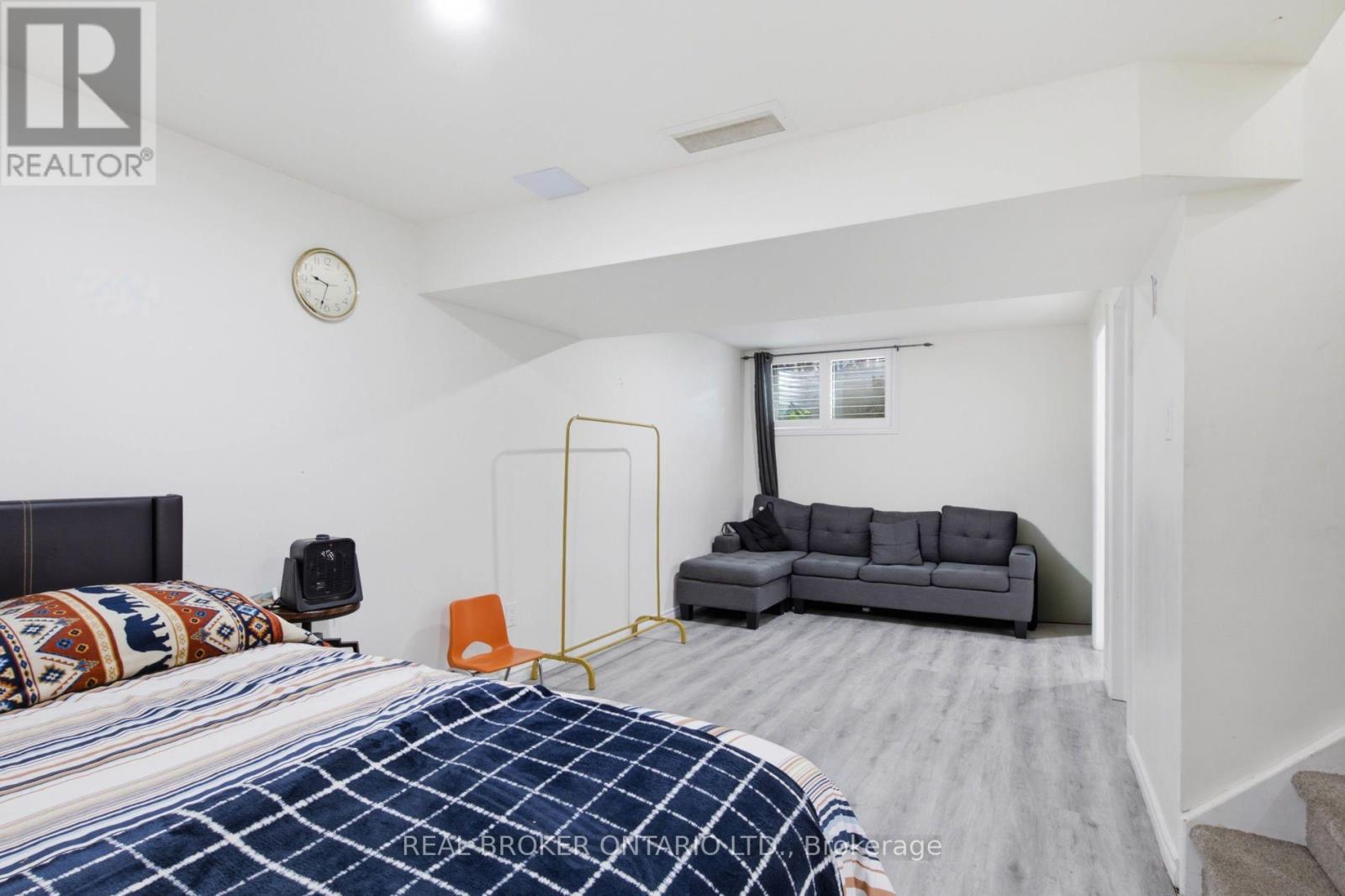 #5 31 SCHRODER CRESCENT - Image 32