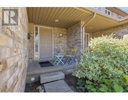 Dining room - 5 - 31 Schroder Crescent, Guelph, ON N1E7M6 Photo 7