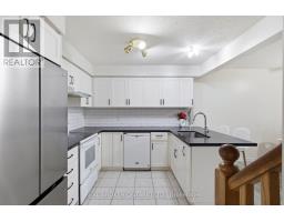 Primary Bedroom - 5 - 31 Schroder Crescent, Guelph, ON N1E7M6 Photo 9